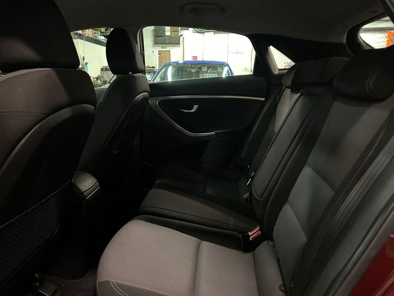 2016 Hyundai i30 1.6 CRDi Blue Drive SE 5dr HATCHBACK DIESEL Manual