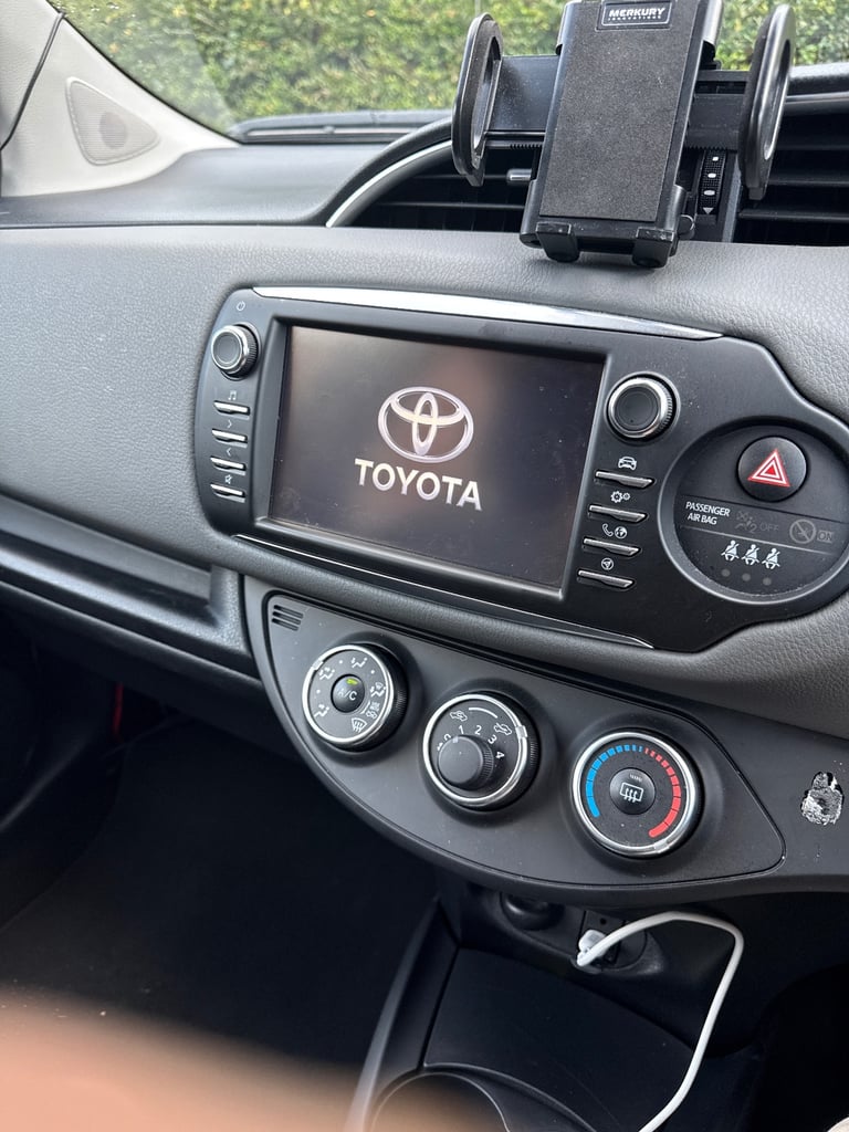 Toyota, YARIS, Hatchback, 2019, Manual, 1496 (cc), 5 doors