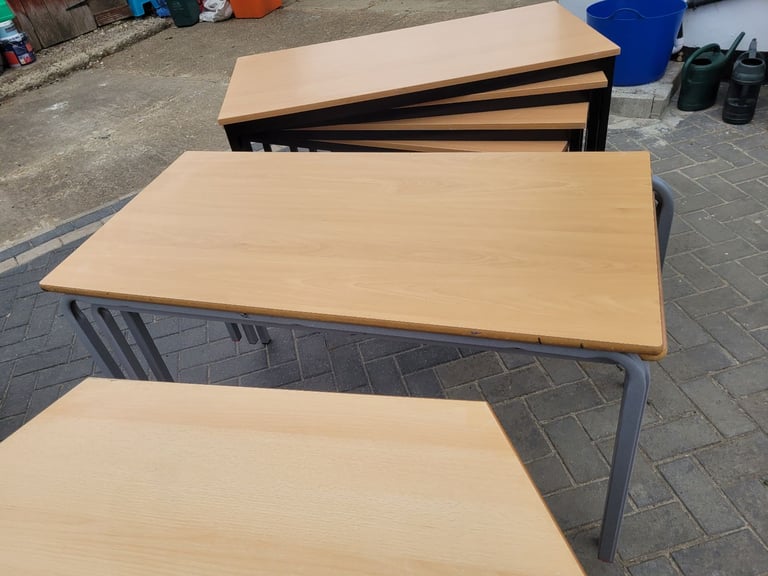 Primary school age Classroom Tables