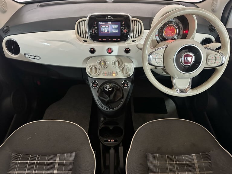 WHITE 2016 FIAT 500 LOUNGE 1.2 PETROL 3 DOOR HATCHBACK 1 PREVIOUS OWNER £20 TAX