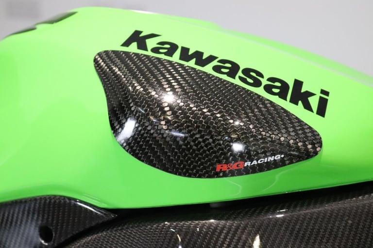 Kawasaki ZX10R - 2009 - THE BEST ZX10R YOU WILL SEE 