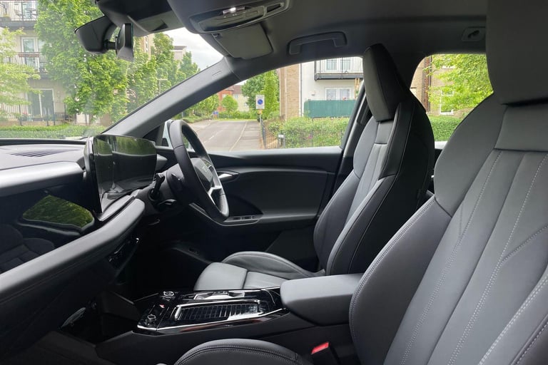 2025 Audi Q6 e-tron 100kWh Performance Sport SUV 5dr Electric Auto (306 ps) ESTATE Electric Autom...