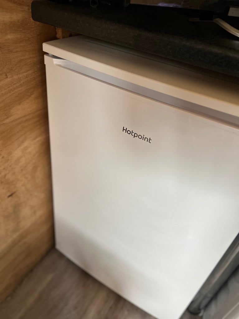 Under counter freezer 