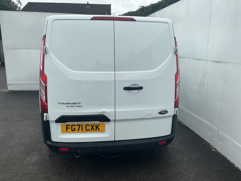 2021 Ford Transit Custom 2.0 EcoBlue 105ps Low Roof Leader Van PANEL VAN DIESEL Manual