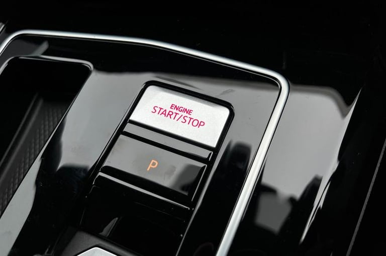 2023 Volkswagen Golf 2.0 TSI GTI Hatchback 5dr Petrol DSG Euro 6 (s/s) (245 ps) Automatic Hatchba...