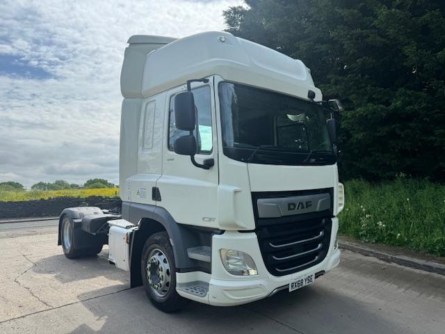 2018 68 DAF CF 450 Euro 6 4x2 space cab tractor unit