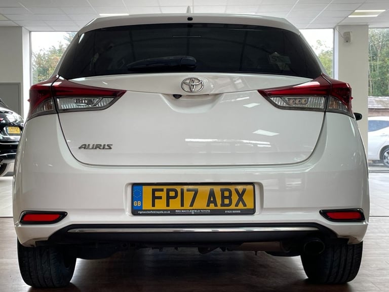 2017 Toyota Auris 1.2T Design TSS 5dr HATCHBACK PETROL Manual