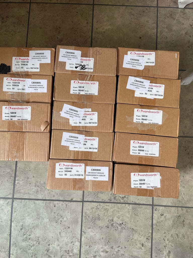 668x Wandsworth 13201/WR2/12 13amp Socket Module (JPTM145778)