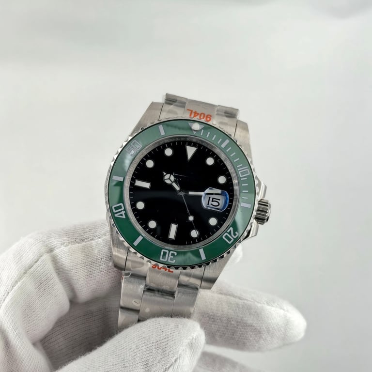 Men’s sub watch 
