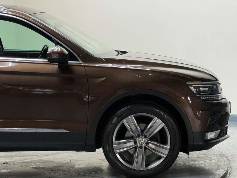 2017 Volkswagen Tiguan 2.0 TDI BlueMotion Tech SEL DSG 4Motion Euro 6 (s/s) 5dr SUV Diesel Automatic