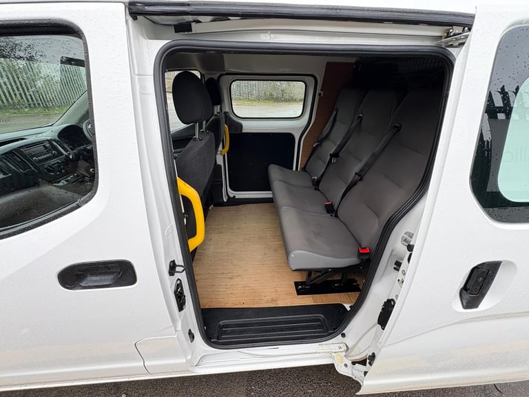 2018 68 Nissan NV200 1.5DCI Acenta 5 seat crew van only 64434 miles NO VAT