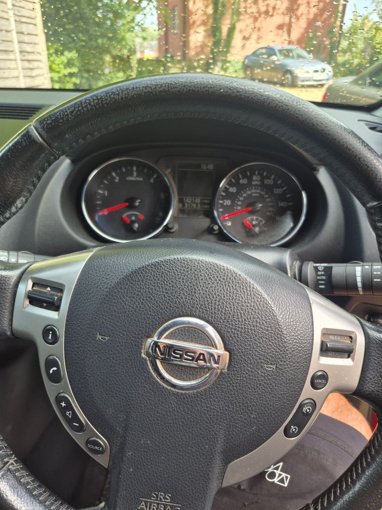 Nissan, QASHQAI, Hatchback, 2012, Manual, 1461 (cc), 5 doors