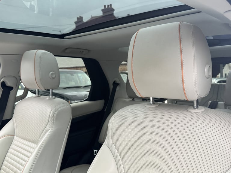 2019 Land Rover Discovery 2.0 SD4 HSE SUV 5dr Diesel Auto 4WD Euro 6 (s/s) (240 ps) ESTATE Diesel...