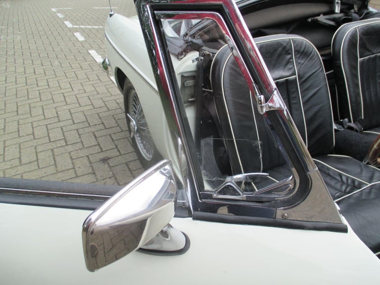 1968 MG MGC Petrol Manual