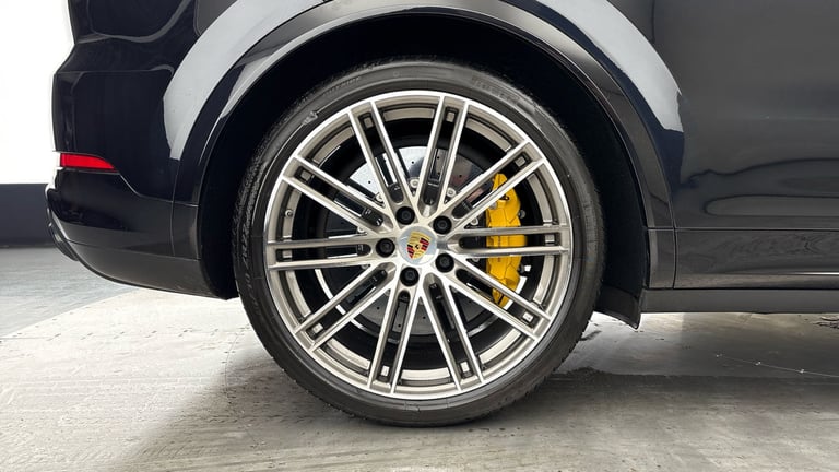 2021 Porsche Cayenne 4.0 V8 E-Hybrid 17.9kWh Turbo S Coupe 5dr Petrol Plug-in Hybrid TiptronicS C...