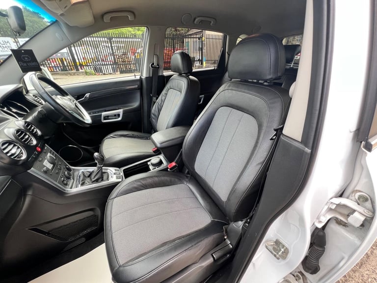 2013 Vauxhall Antara 2.4 Exclusiv 2WD Euro 5 5dr HATCHBACK Petrol Manual