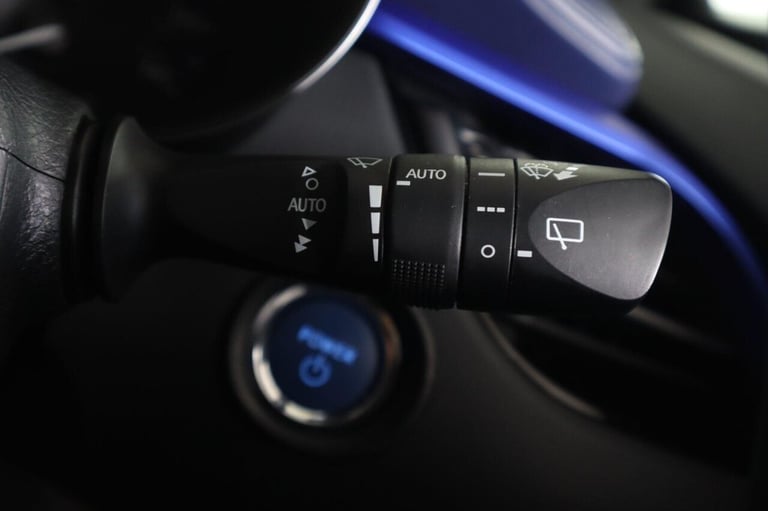 2020 Toyota C-HR 1.8 VVT-h Dynamic CVT Euro 6 (s/s) 5dr HATCHBACK PETROL/ELECTRIC Automatic