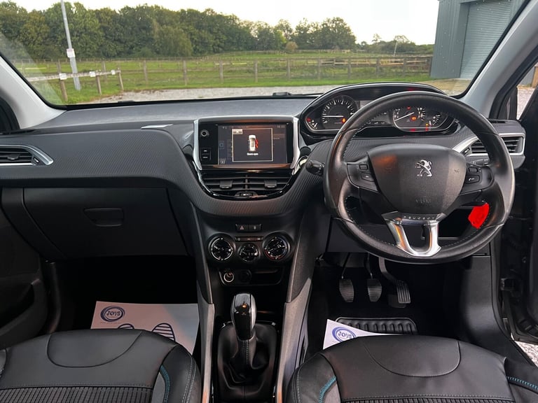 2015 Peugeot 2008 1.2 PureTech Urban Cross Euro 6 (s/s) 5dr HATCHBACK Petrol Manual