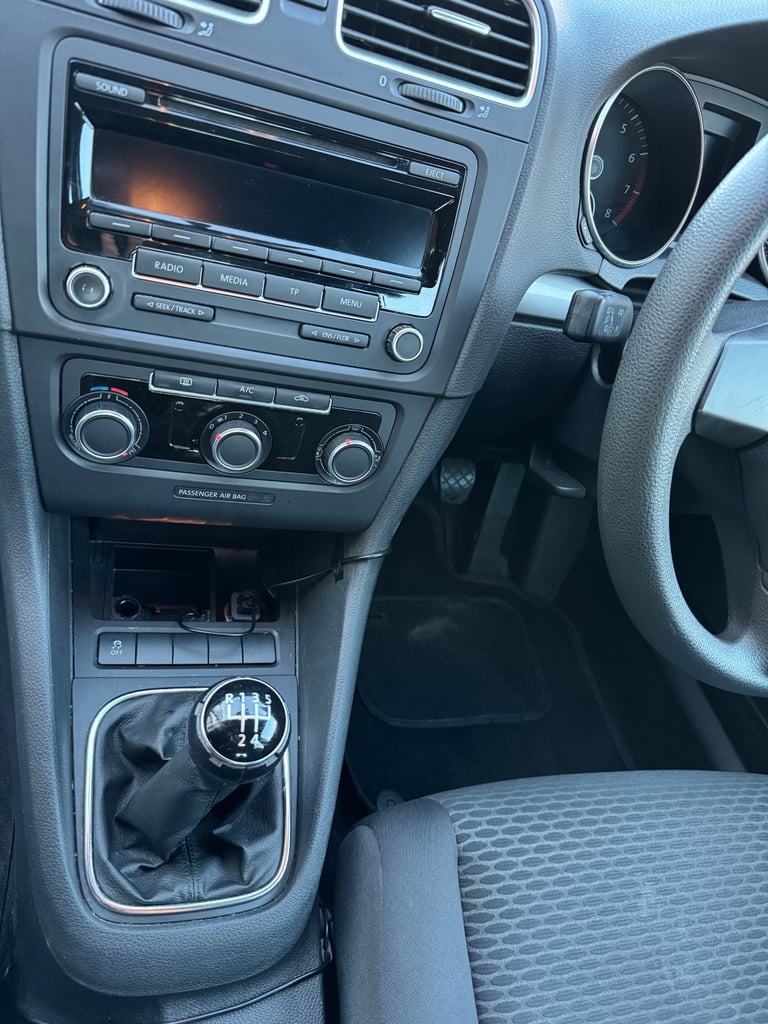 Volkswagen, GOLF, Hatchback, 2012, Manual, 1197 (cc), 5 doors