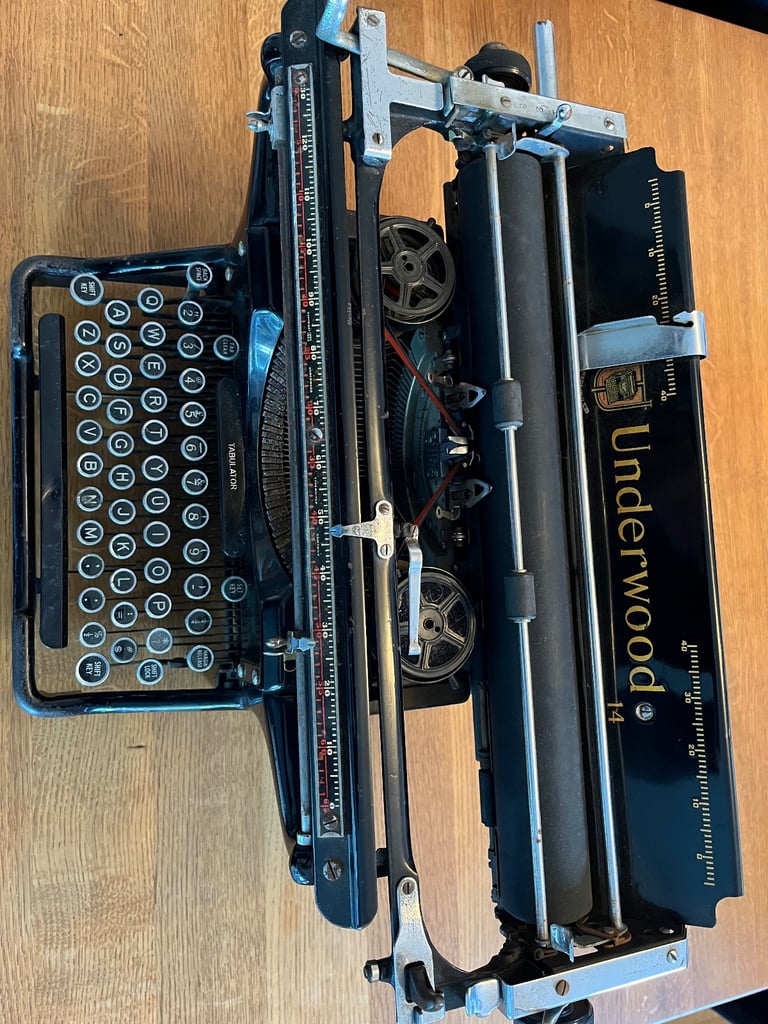 1934 underwood no 6-14 typewriter 