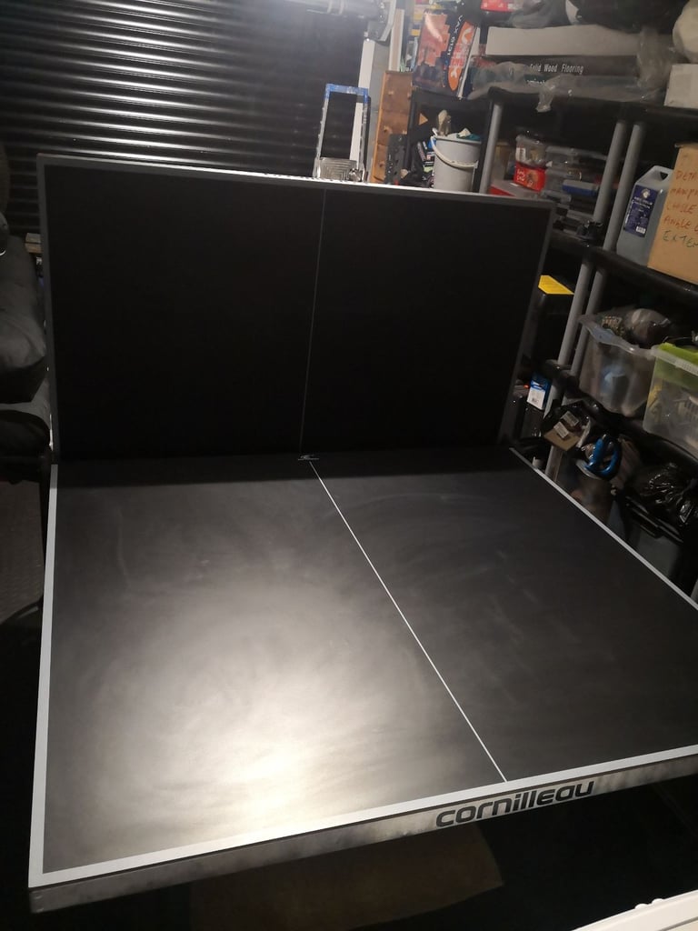 CORNILLEAU TABLE TENNIS TABLE -BLACK & MAT OUTDOOR