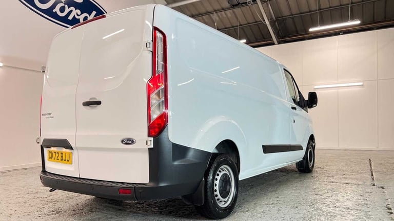 2022 Ford Transit Custom 2.0 EcoBlue 130ps Low Roof Leader Van Van Diesel Manual