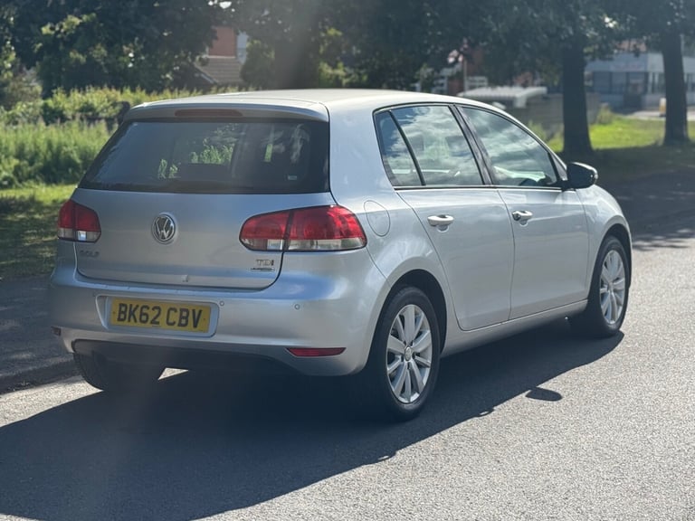 2012 Volkswagen Golf 1.6 TDi 105 BlueMotion Tech Match 5dr HATCHBACK Diesel Manual - Image 4