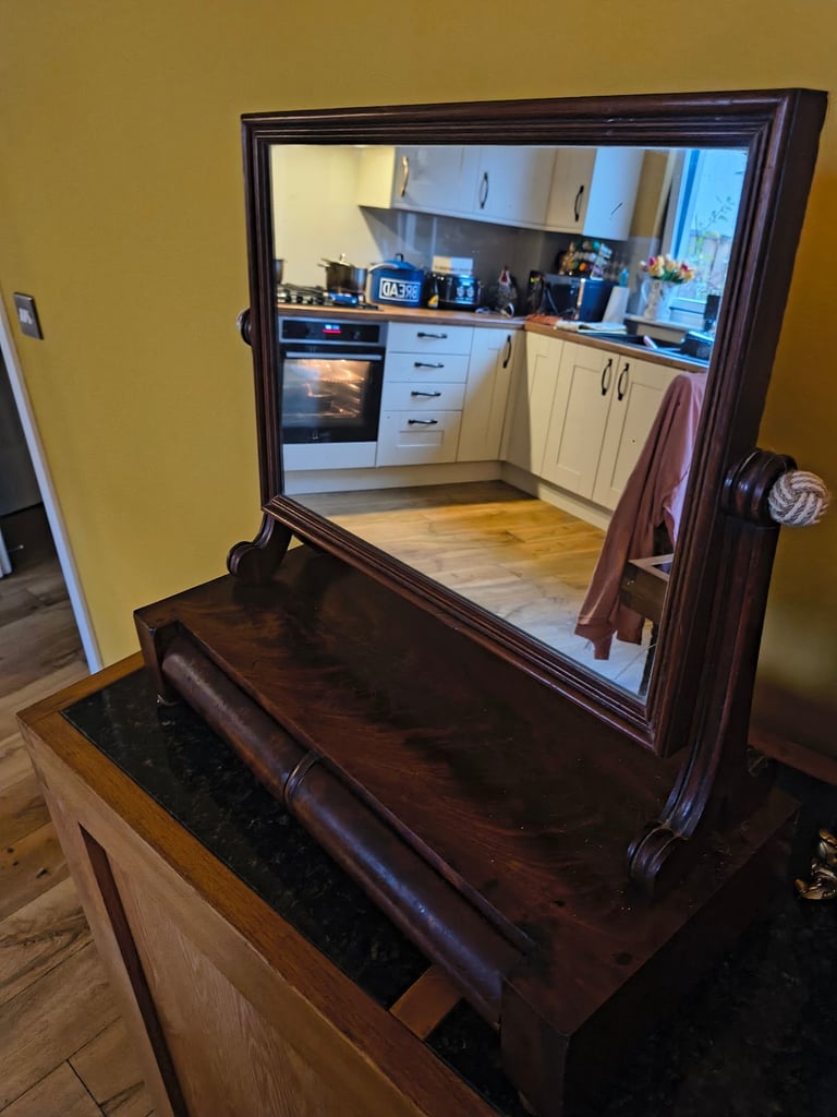 Antique mirror 