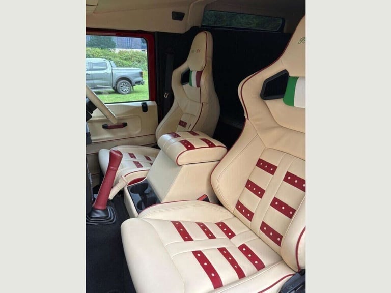 2015 Land Rover Defender XS Hard Top TDCi [2.2] PANEL VAN DIESEL Manual