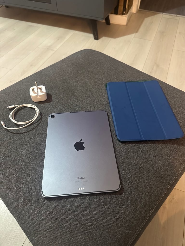 Apple iPad Air 5th generation 64gig 