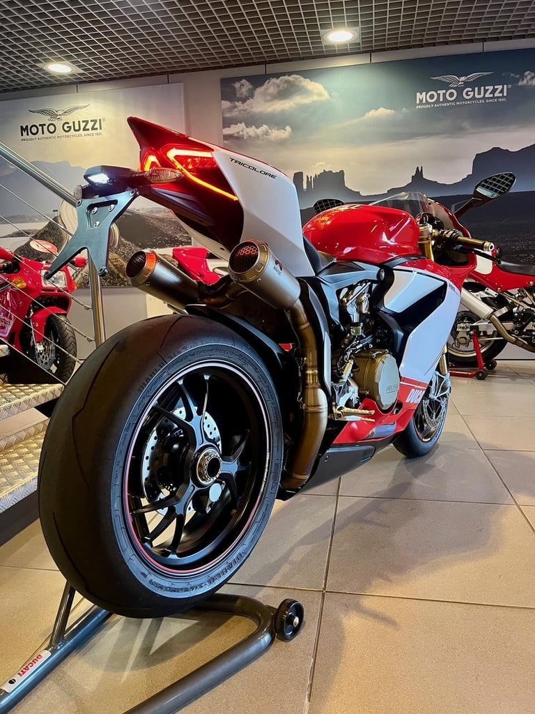 DUCATI PANIGALE 1199S TRICOLORE 2012 SPECIAL EDITION - 5K MILES - STUNNING