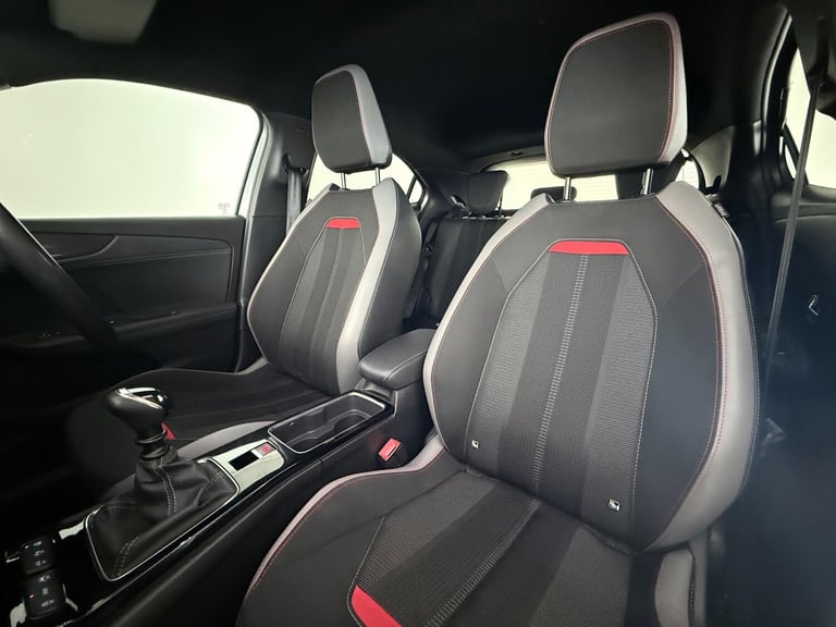 2021 Vauxhall Mokka 1.2 Turbo 100 SRi Nav Premium 5dr HATCHBACK PETROL Manual