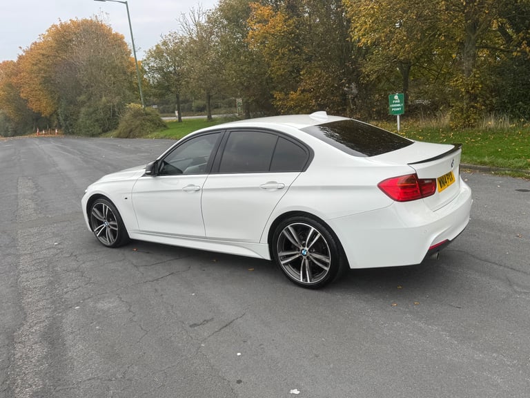 BMW, 3 SERIES, Saloon, 2014, Manual, 1995 (cc), 4 doors