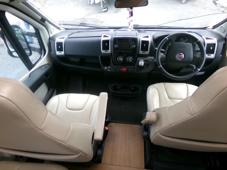 2015 FIAT AUTO TRAIL FRONTIER CH-TA. 6 BERTH. FULL LEATER. TOW BAR