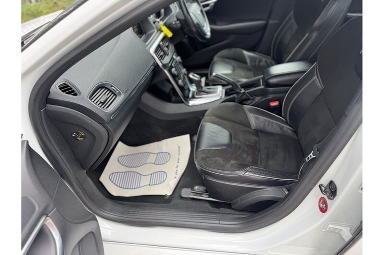 2013 Volvo V40 D2 R-Design Hatchback Diesel Automatic