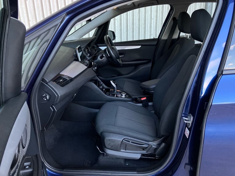 2019 BMW 2 Series 220i SE 5dr DCT Hatchback PETROL Automatic