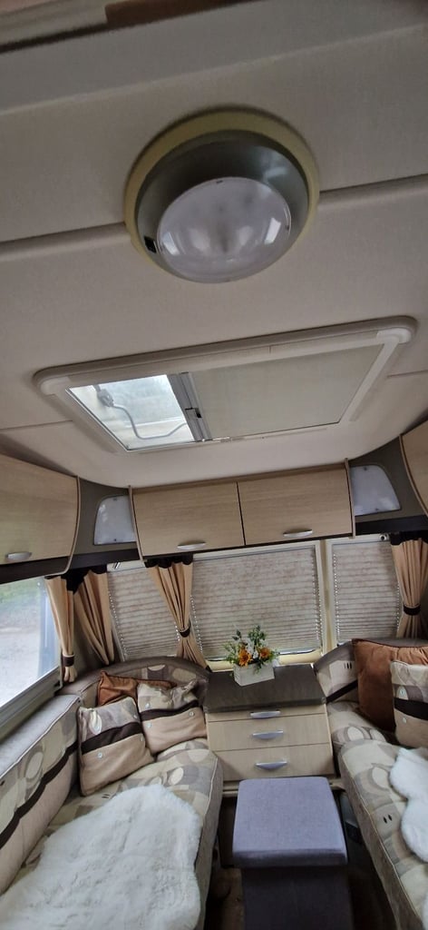 2010 swift coastline 4 berth