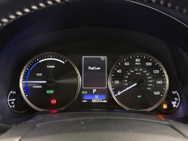 2018 Lexus IS 300h Executive Edition 4dr CVT Auto SALOON PETROL/ELECTRIC Automatic