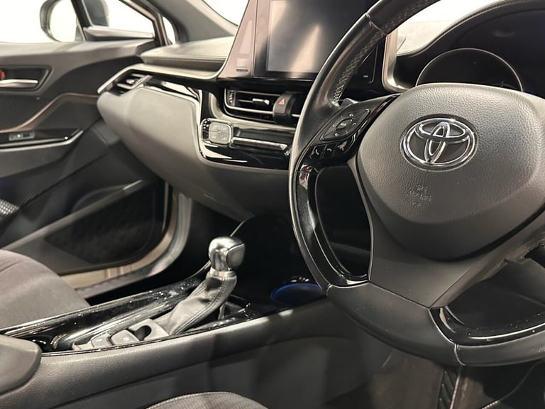 2019 Toyota C-HR 1.8 Hybrid Dynamic 5dr CVT HATCHBACK PETROL/ELECTRIC Automatic