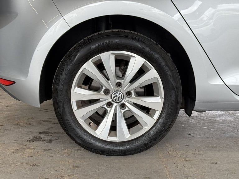 2014 Volkswagen Golf 1.6 TDI BlueMotion Tech SE Hatchback 5dr Diesel Manual Euro 5 (s/s) (105 ps ...