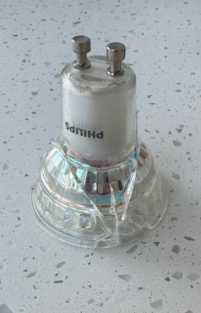 John Lewis kitchen light fitting includes bulbs