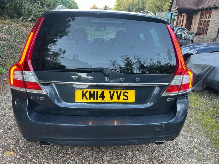VOLVO V70 2.4 D5 SE Lux 2014
