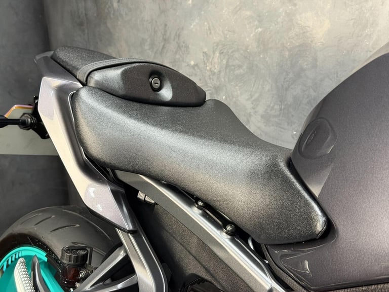 2024 Yamaha MT-09 900 Hyper-naked Euro 5