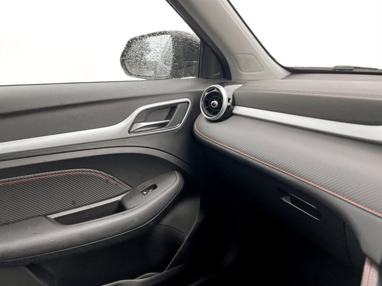  MG MG ZS Trophy SUV Electric Automatic