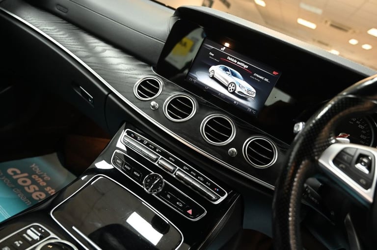 2017 Mercedes-Benz E Class E220d AMG Line 4dr 9G-Tronic SALOON DIESEL Automatic