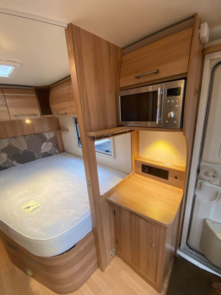 2015 Bailey Pegasus Verona GT65 4 Berth Fixed bed Caravan - B008