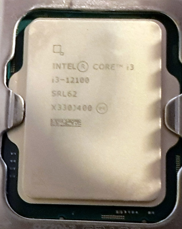 CPU Intel i3 12100 4c/8t 3.30 - 4.30 GHz Box Used