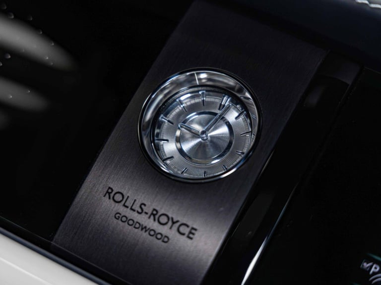  Rolls-Royce Ghost 6.75 V12 Auto 4WD Euro 6 4dr Petrol Automatic