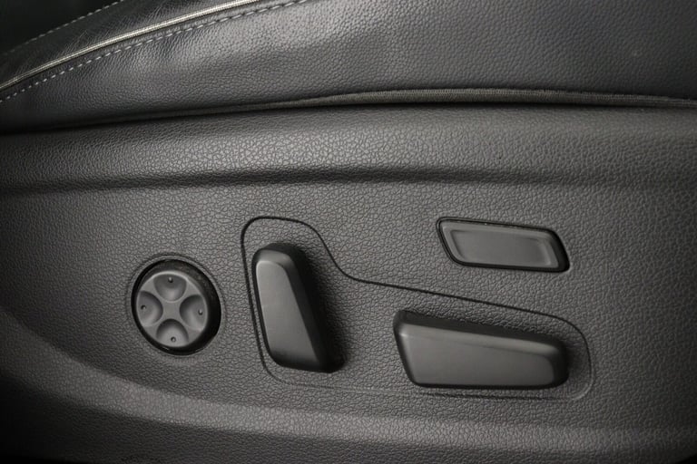 2022 Hyundai Santa Fe 1.6 TGDi Hybrid Ultimate 5dr Auto Estate Hybrid Automatic
