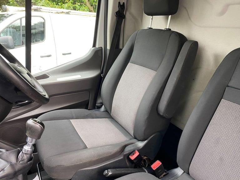 2021 Ford Transit 2.0 350 EcoBlue Leader FWD L2 H2 Euro 6 (s/s) 5dr PANEL VAN Diesel Manual